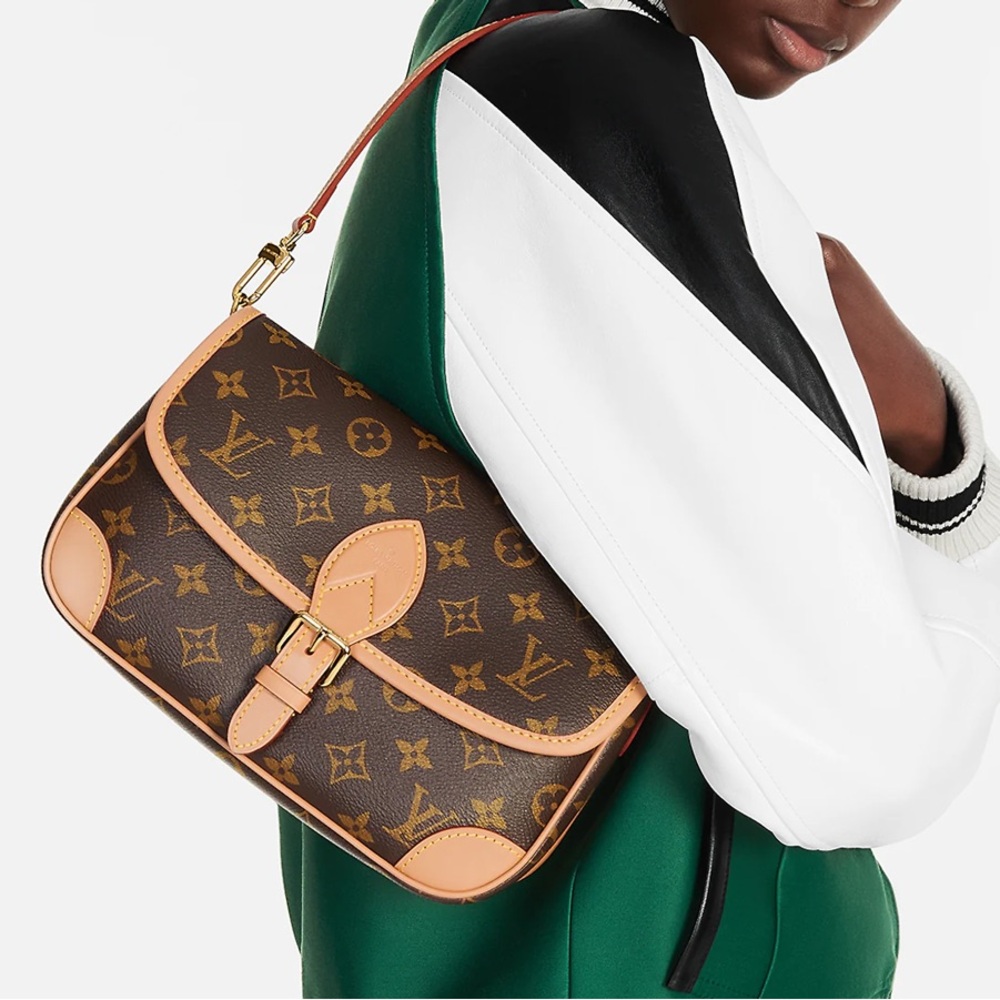 Louis Vuitton LV Monogram Crossbody Shoulder Bag Diane In Excellent Condition - Picture 5 of 16